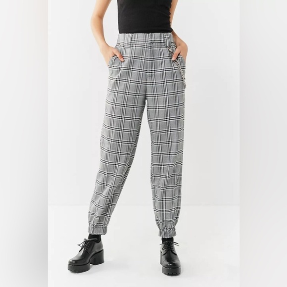 I.AM.GIA Pants - I.AM.GIA Cobain Plaid Relaxed-Fit Black White Jogger Pant